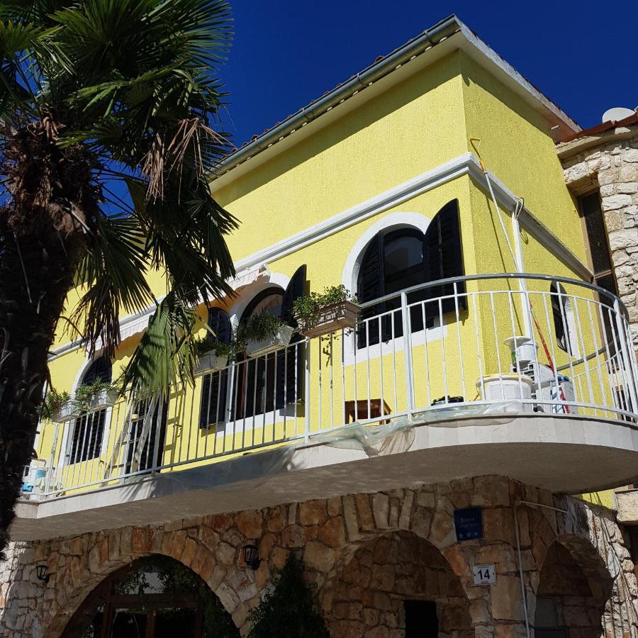 Villa Ana 로비니스코 셀로 외부 사진